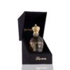 Dejjor Alkhaleej - ديجور الخليج Brand: Anfas Al Khaleej Perfumes Fragrance Type: eau de parfum Size: 100ml Fragrance Family: Floral / Woody Fragrance Description: Top Note: Turkish rose, Bulgarian rose Middle Note: Oud, Rich vanilla, Vetiver Base Note: Frankincense, Leather and Oakmoss العلامة التجارية: أنفاس الخليج للعطور نوع العطر: او دي بارفان الحجم: 100 مل من عائلة العطور الوردية الخشبية :مكونات العطر النوتة العليا: ورد تركي ، ورد بلغاري النوتة الوسطى "قلب العطر": العود ، الفانيليا الغنية ، نجيل الهند