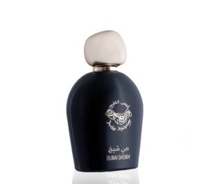 DUBAI SHEIKH - دبي شيخ Brand: Anfas Al Khaleej Perfumes Fragrance Type: eau de parfum Size: 100ml Fragrance Family: Oriental Woody Fragrance Description: Top Note: Fresh (Grapefruit, Marine accord) Middle Note: Spicy floral (Jasmine, Bay leaves) Base Note: Woody ambery (Guaiac wood, Patchouli, Oakmoss, Ambergris) النوع: او دي بارفان القياس: 100 مل العلامة التجارية: أنفاس الخليج للعطور نوع العطر: او دي بارفان الحجم: 100 مل من عائلة العطور الخشبية الشرقية البلسمية :مكونات العطر (النوتة العليا: فريش (جريب فروت ، مزيج بحري (النوتة الوسطى "قلب العطر": الأزهار اللاذعة (الياسمين ، أوراق الغار قاعدة العطر"النوتة السفلى": العنبرية الخشبية (خشب الغاياك ، الباتشولي ، طحلب البلوط "الاوكموس"، العنبر)