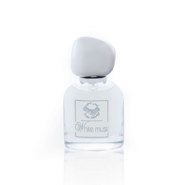 White Musk – مسك أبيض Brand: Anfas Al Khaleej Perfumes Fragrance Type: eau de parfum Size : 100ml Fragrance Family: Floral/Powdery Fragrance Description: Top Note: Orange, Rhubarb, Violet Middle Note: Cedar wood, Lily, Rose Base Note: Musk, Amber, Tonka bean العلامة التجارية: أنفاس الخليج للعطور نوع العطر: او دي بارفان الحجم: 100 مل من عائلة الزهور/البودرة :مكونات العطر النوتة العليا: البرتقال ، الراوند ، البنفسج النوتة الوسطى “قلب العطر”: خشب شجرة الأرز ، الزنبق ، الورد الجوري قاعدة العطر”النوتة السفلى”: المسك ، العنبر ، حبوب فول التونكا