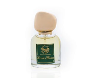 SHOMOKH AL KHALEEJ – شموخ الخليج Brand: Anfas Al Khaleej Perfumes Fragrance Type: eau de parfum Size: 100ml Fragrance Family: Oriental Woody Fragrance Description: Top Note: Cypriol, Labdanum, Cardamom Middle Note: Woody notes, Amber, Sandalwood Base Note: Leather, Musk, Tonka bean العلامة التجارية: أنفاس الخليج للعطور نوع العطر: او دي بارفان الحجم: 100 مل من عائلة العطور الخشبية الشرقية :مكونات العطر النوتة العليا: سيبريول ، لابدانوم ، هيل النوتة الوسطى “قلب العطر”: النفحات الخشبية ، العنبر ، خشب الصندل قاعدة العطر”النوتة السفلى”: الجلود ، المسك ، فول التونكا
